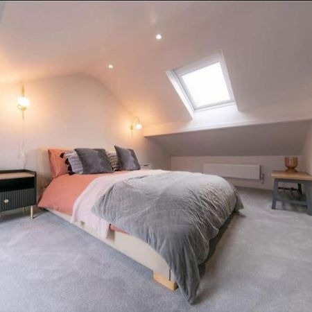 Recently Refurbished Home. Poulton-le-Fylde Eksteriør bilde