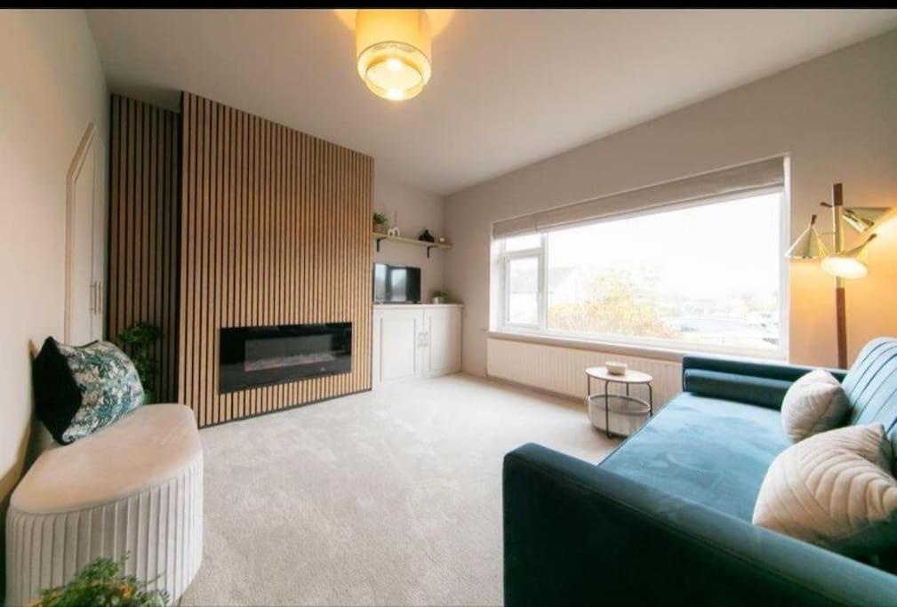 Recently Refurbished Home. Poulton-le-Fylde Eksteriør bilde
