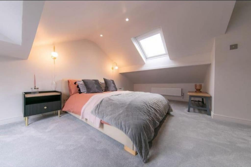 Recently Refurbished Home. Poulton-le-Fylde Eksteriør bilde